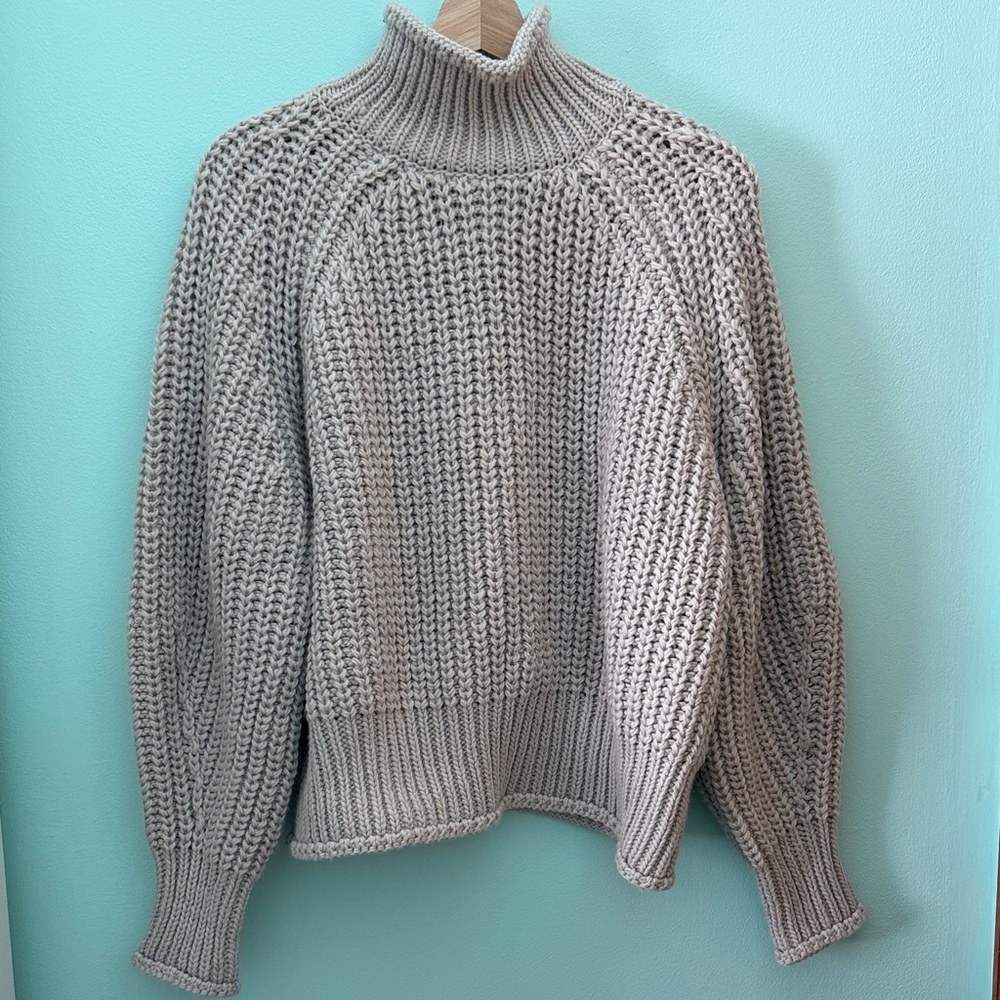 Cozy Gray Turtleneck Sweater | H&M